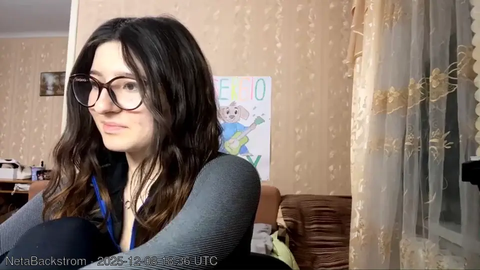 NetaBackstrom live video preview on Server Cams from Republica Moldova